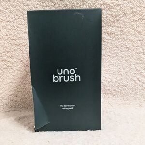 NWT Uno Brush toothbrush